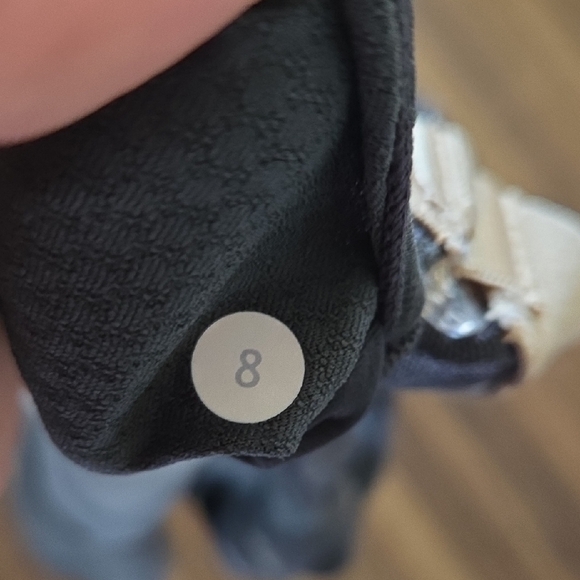 Lululemon Cross My Heart Tank Size 8 Built In Bra - Picture 5 of 5